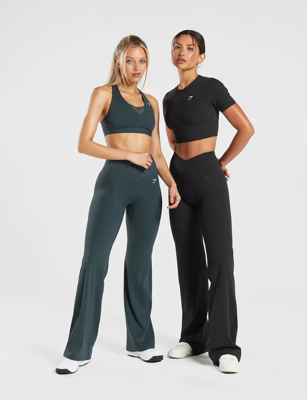 crossover_flare_leggings